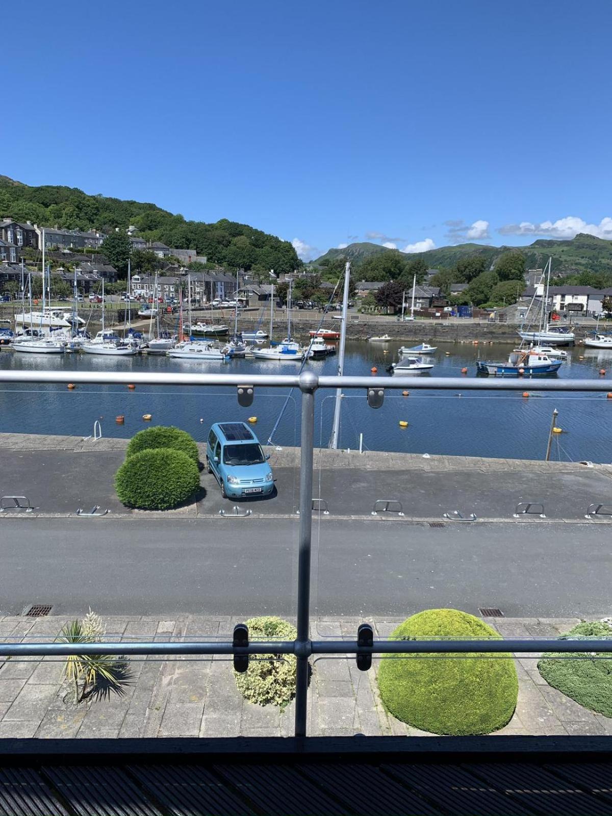ポルスマドグHarbour Haven: Spectacular Viewsアパートメント エクステリア 写真