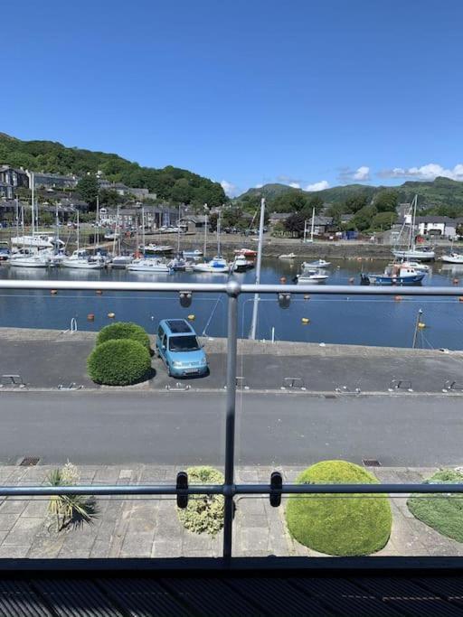 ポルスマドグHarbour Haven: Spectacular Viewsアパートメント エクステリア 写真