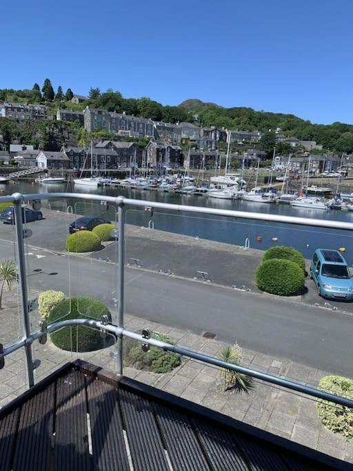 ポルスマドグHarbour Haven: Spectacular Viewsアパートメント エクステリア 写真